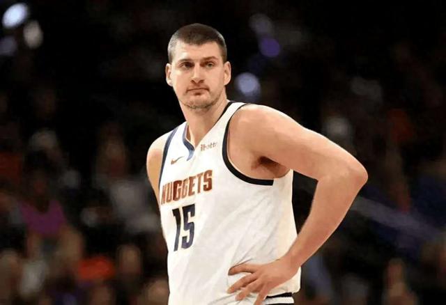 华体会app-约基奇回归首秀大放异彩，羽毛球队主场球迷高呼名字